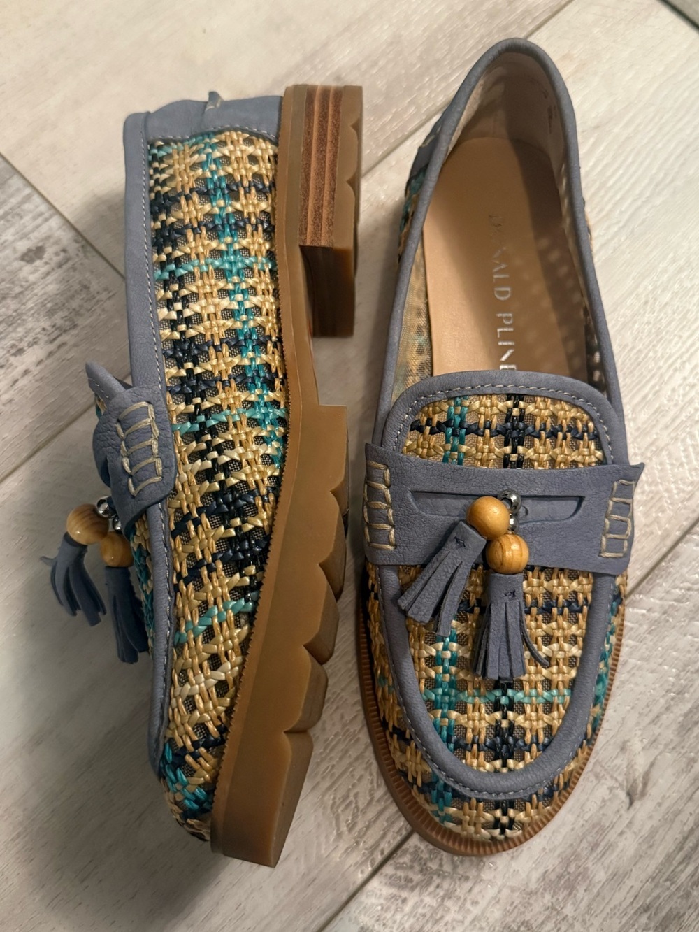 Donald J. Pliner “Lenny” Blue and Tan Woven Tassel Loafers Women’s Size 6 - Picture 2 of 5